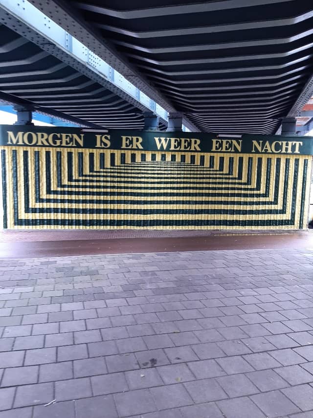 Untitled (yellow and black concentric rectangles), photo from the city's open data