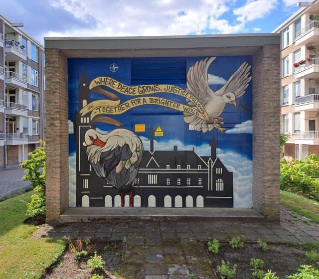Untitled (white dove and pelican with building), photo from the city's open data