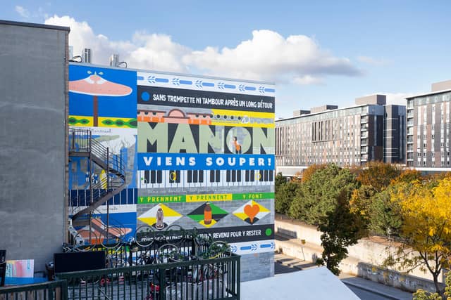 Untitled (manon viens souper piano and umbrella), photo from the city's open data